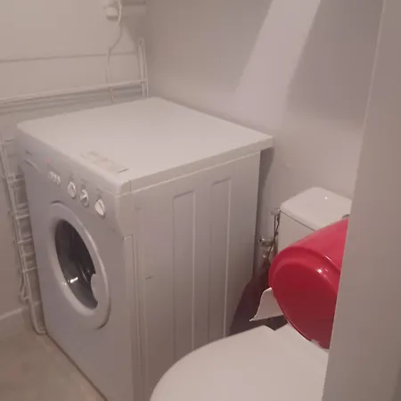 Apartment Calme Avec Parking Et Vue Sur Monts Du Cantal - Fr-1-814-125